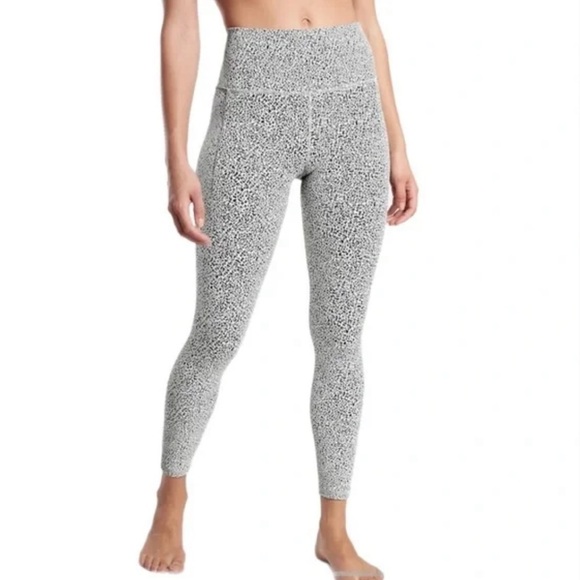 Athleta 7/8 Textured Print Salutation Leggings - Picture 1 of 7